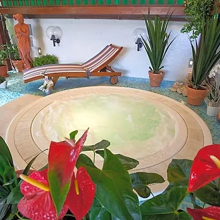 Cristina Hotel 3*