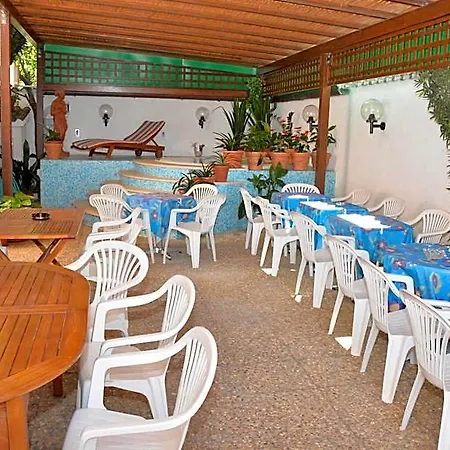 Hotel Cristina 3*