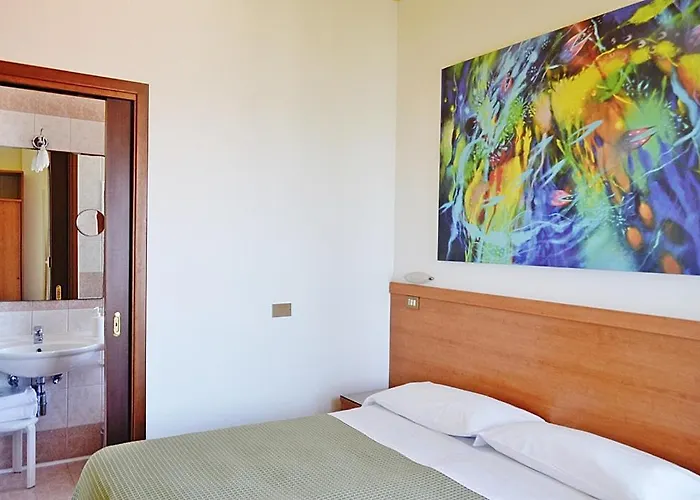 Cristina Hotel